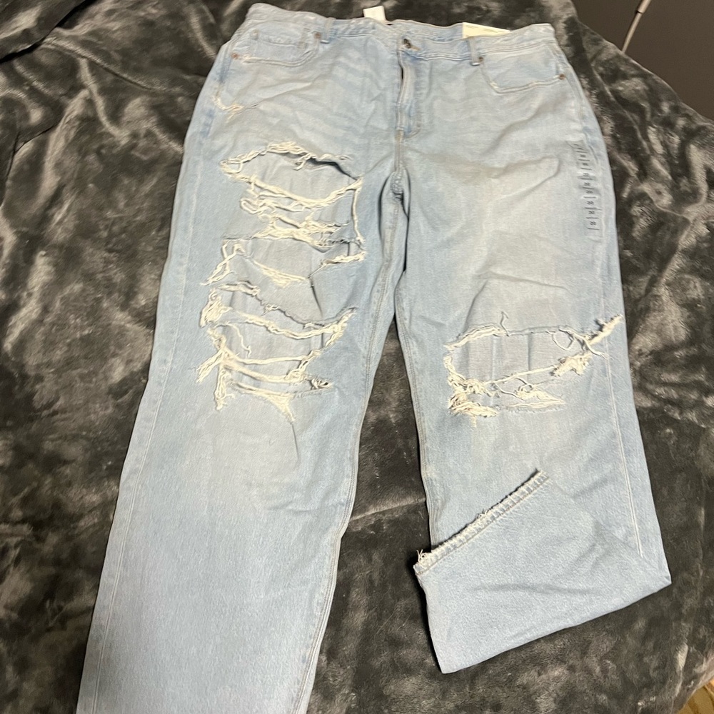 Women’s curvy mom jeans